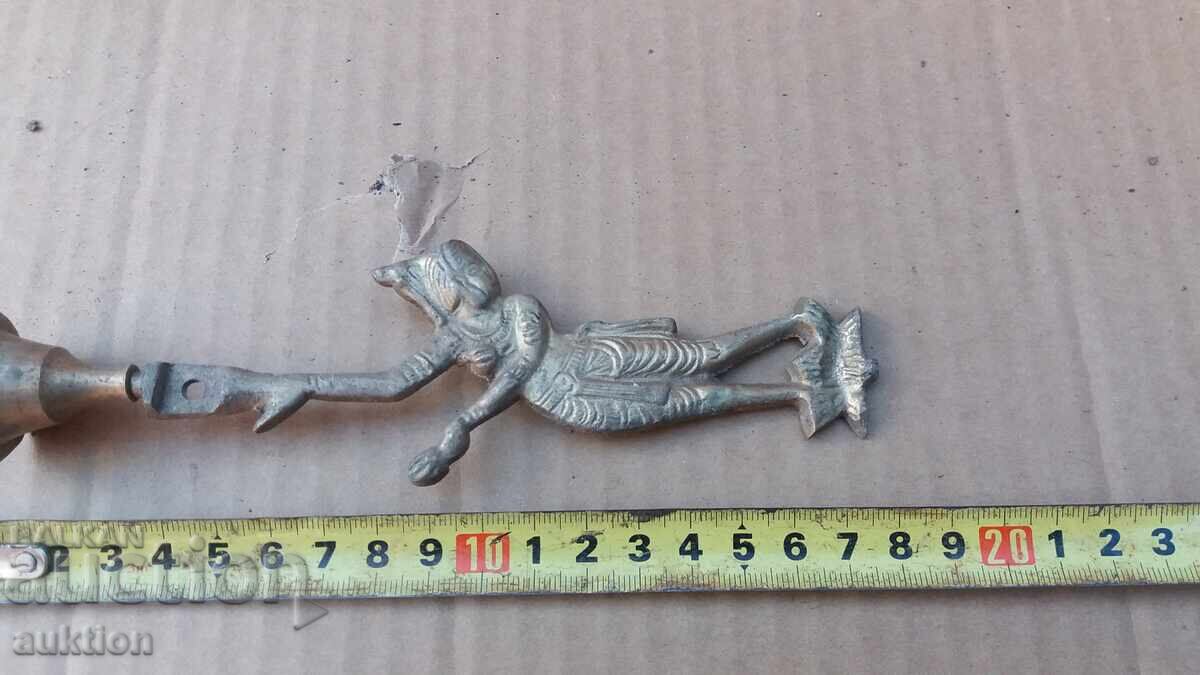 Auction OLD MASSIVE BRONZE APPLICATION Auction OLD MASSIVE BRONZE APPLICATION