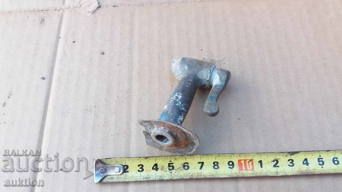 OLD BRONZE CANDLE, HANDLE - 5 OLD BRONZE CANDLE, HANDLE - 5