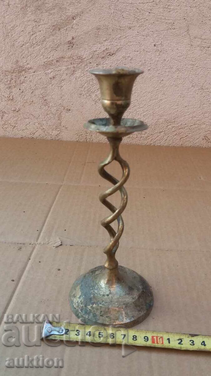 Delivery of designer bronze candlestick Delivery of designer bronze candlestick
