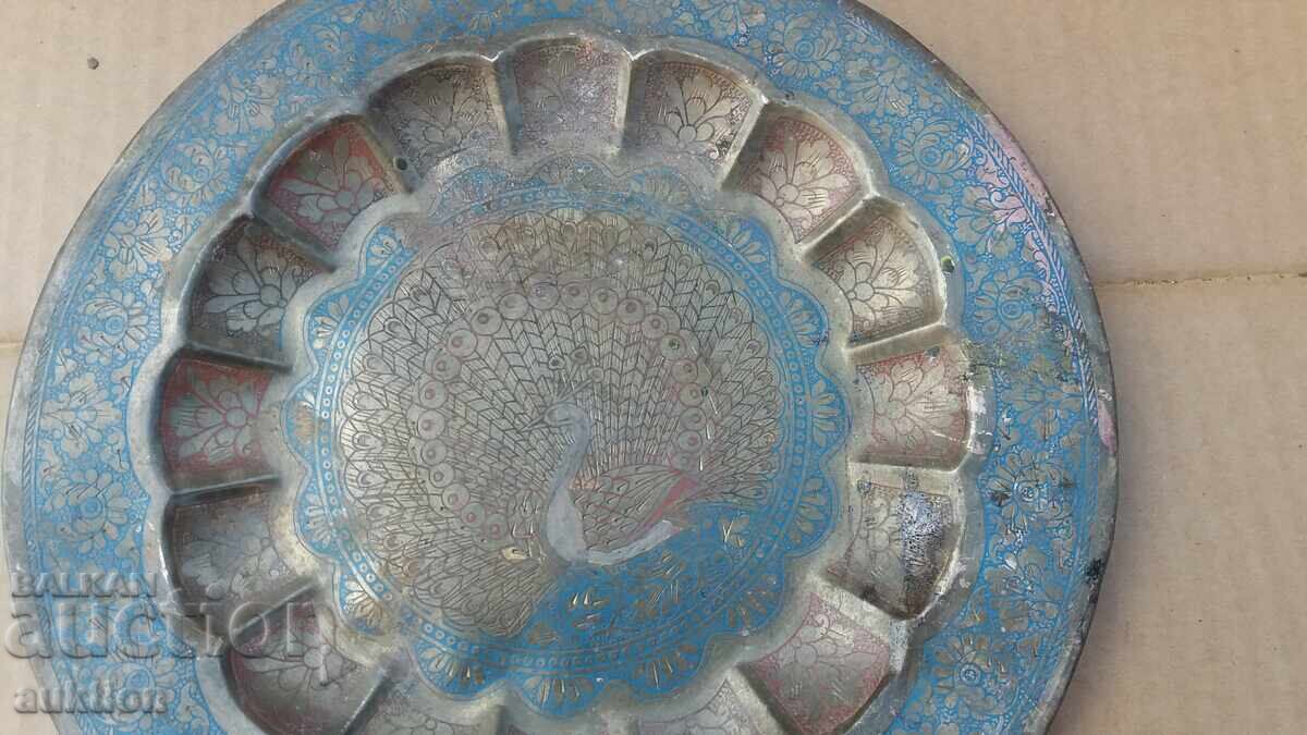 Παράδοση ΠΙΑΤΑ ΤΟΙΧΟΥ ΜΑΣΙΦ ΜΠΡΟΝΖΕ PEACOCK - ORIENTAL Παράδοση ΠΙΑΤΑ ΤΟΙΧΟΥ ΜΑΣΙΦ ΜΠΡΟΝΖΕ PEACOCK - ORIENTAL