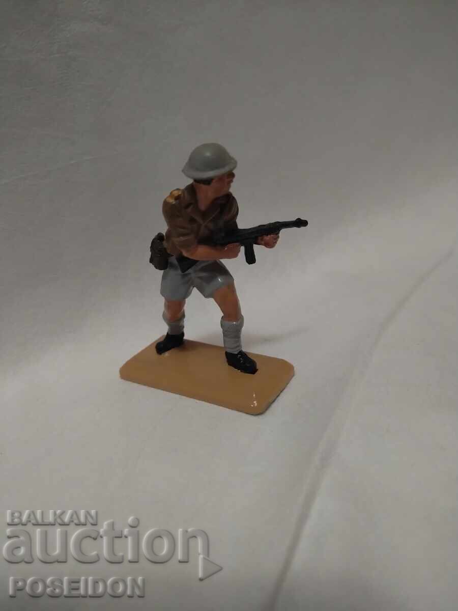 SOLDIERS - BRITANS LTD 1971 DETAIL - 5 SOLDIERS - BRITANS LTD 1971 DETAIL - 5