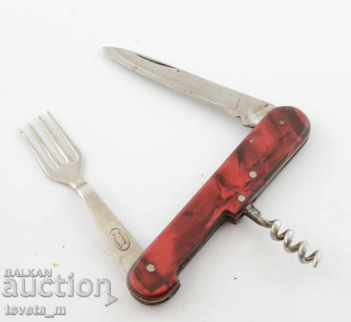 Delivery of 3-tool pocket knife Delivery of 3-tool pocket knife