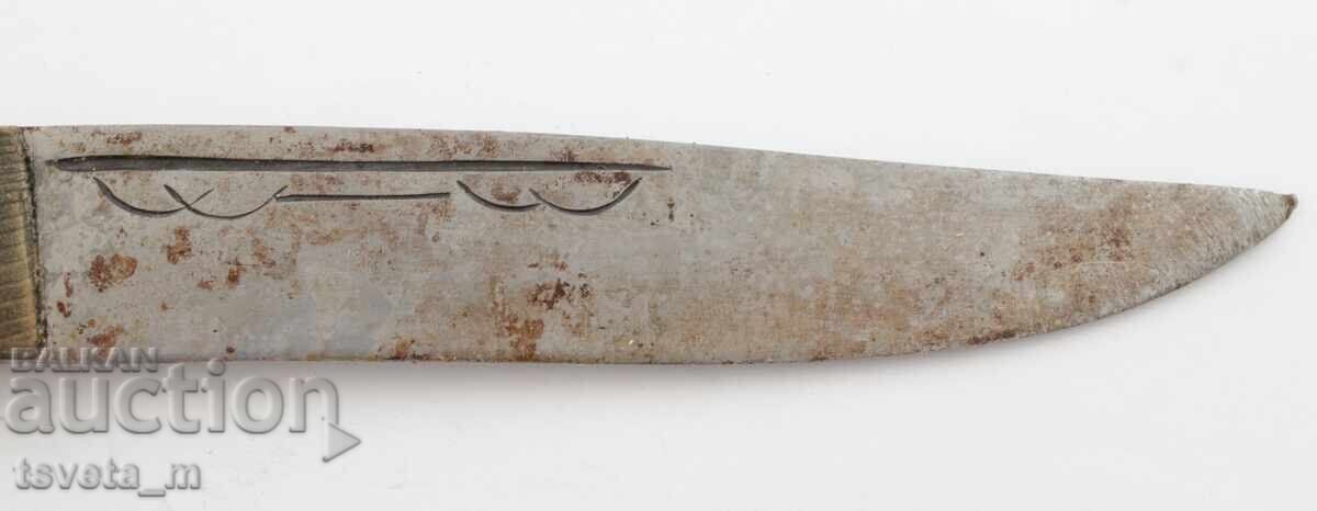 Auction Antique knife with a wooden handle Auction Antique knife with a wooden handle