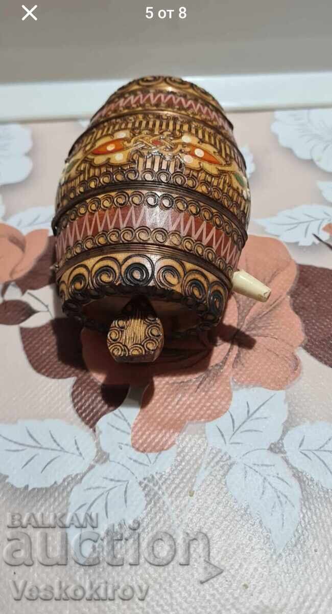 Decorative peafowl with price 10.00 BGN | € 5.11