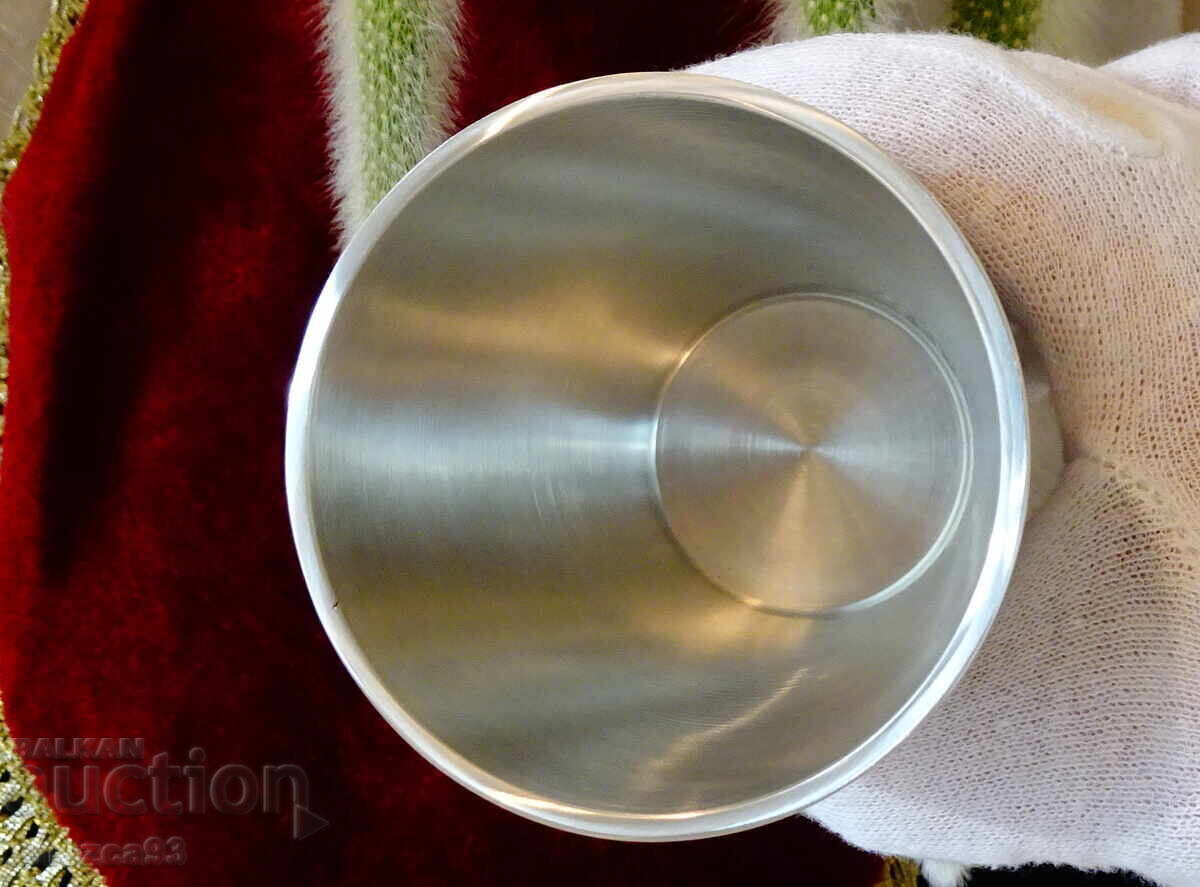 Халби,чаши от калай с ловни сцени,Бог Дионис. с цена 119.00 лв. | € 60.84 Халби,чаши от калай с ловни сцени,Бог Дионис. с цена 119.00 лв. | € 60.84