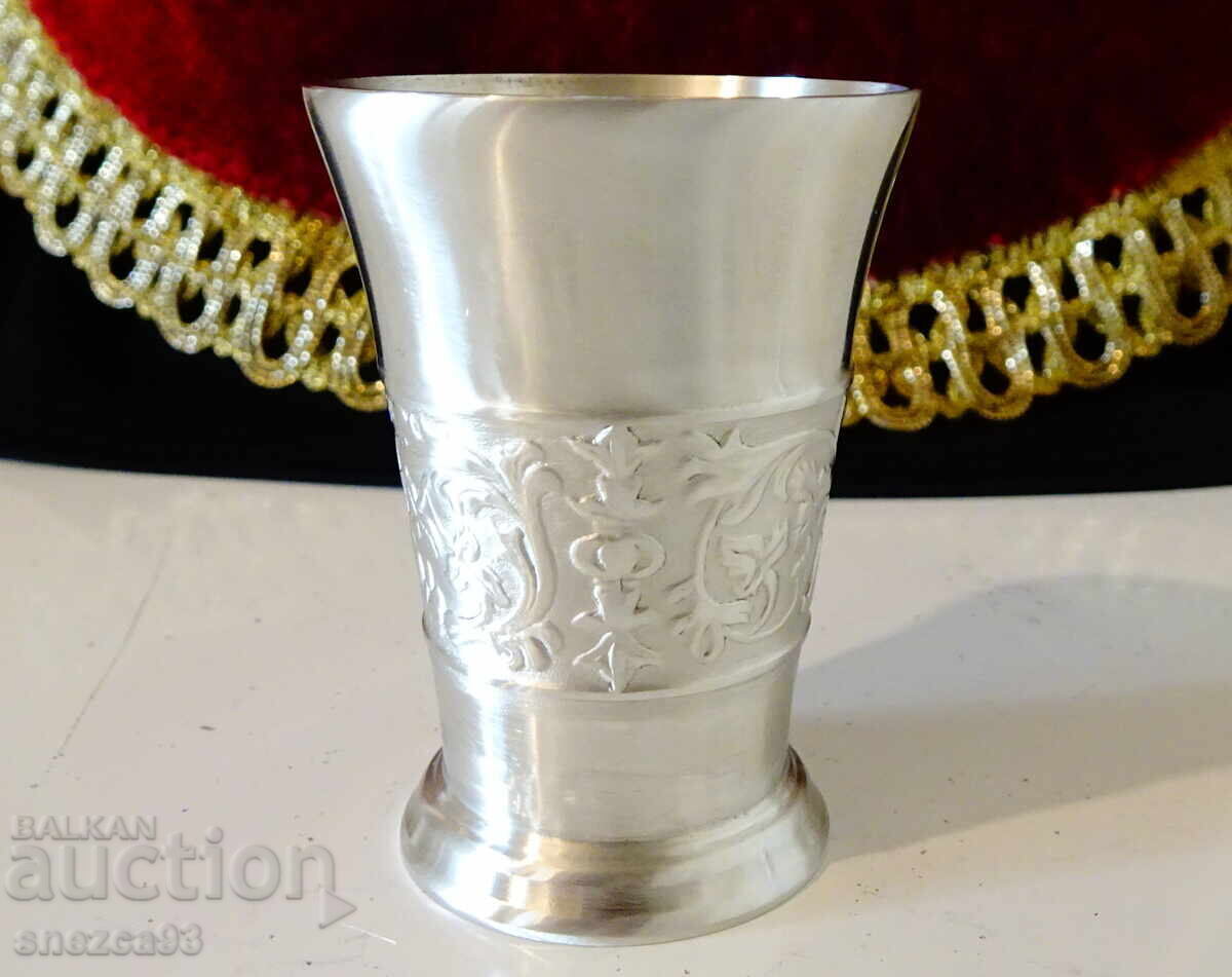 Pewter cup with embossed floral motifs. with price 19.00 BGN | € 9.71 Pewter cup with embossed floral motifs. with price 19.00 BGN | € 9.71