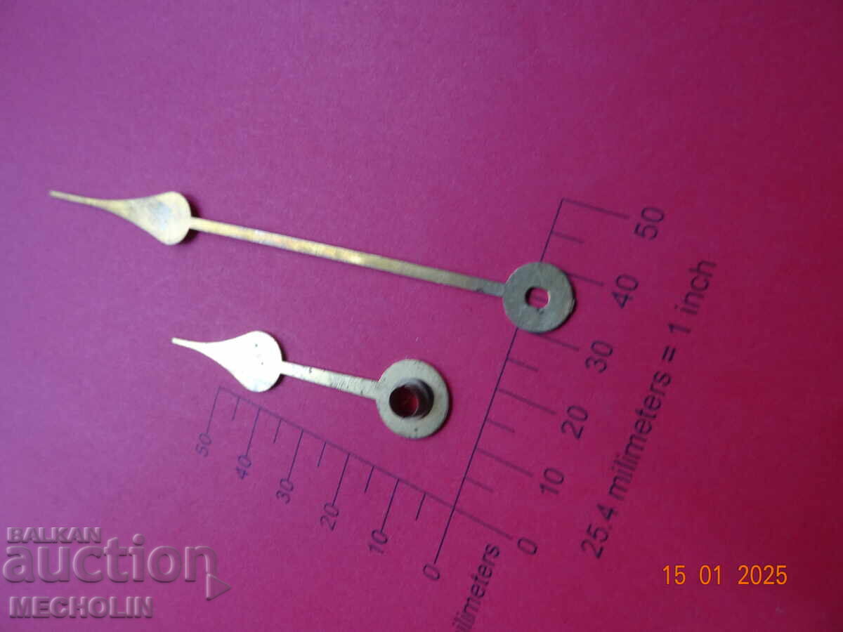 ARROW WALL CLOCK 6 - 5 ARROW WALL CLOCK 6 - 5