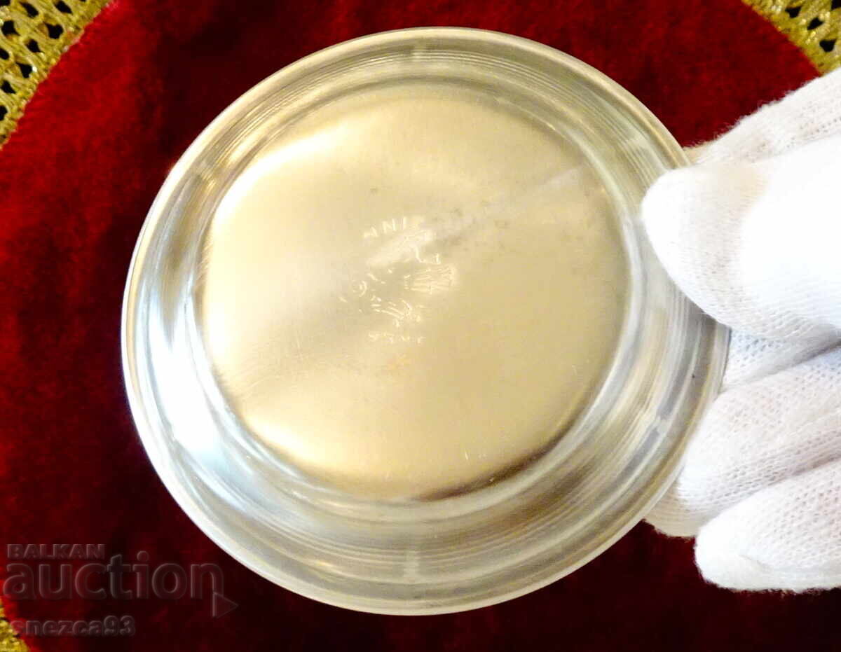 Tin plate 9 cm. with price 8.00 BGN | € 4.09 Tin plate 9 cm. with price 8.00 BGN | € 4.09