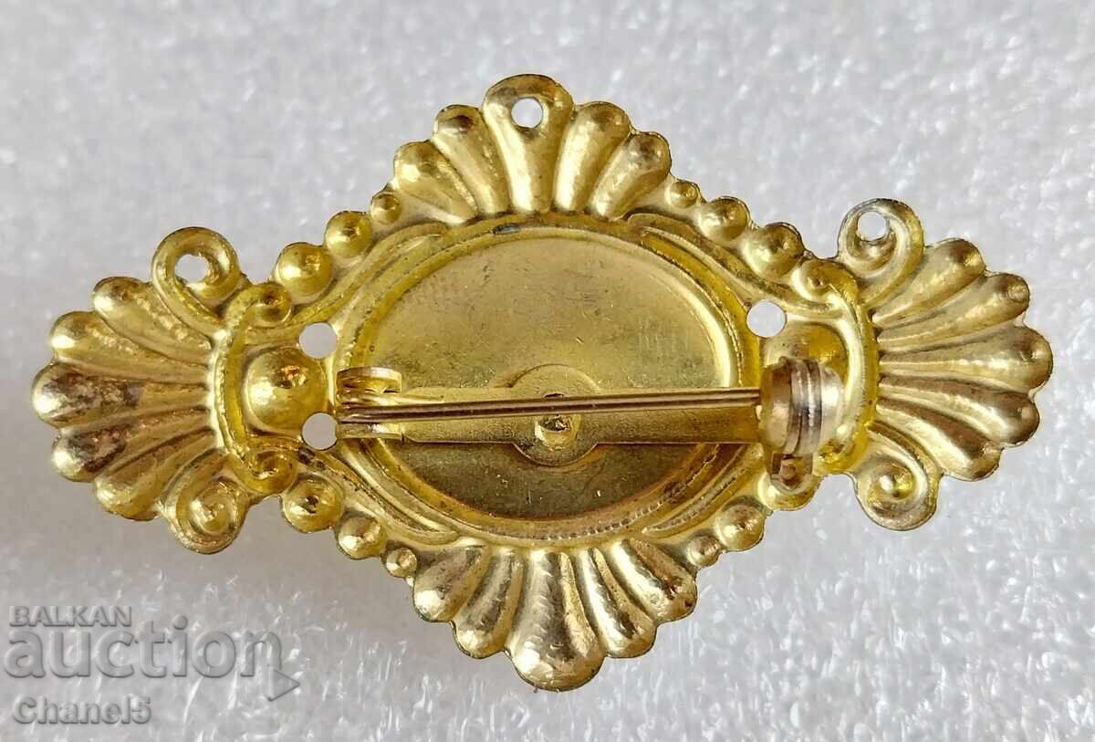 Auction OLD BROOCH, JEWELRY, BIJOU (900) Auction OLD BROOCH, JEWELRY, BIJOU (900)
