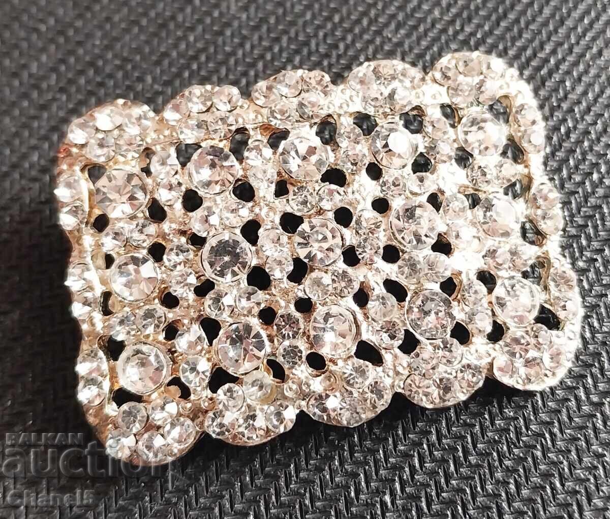 Auction OLD BROOCH, JEWELRY, BIJOU (900) Auction OLD BROOCH, JEWELRY, BIJOU (900)