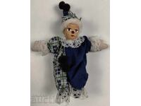 PĂPUȘĂ MICĂ JUCĂRIE DE COPII FATA CERAMICA CLOWN