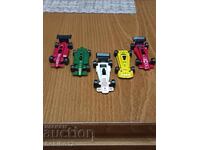 O mulțime de cărucioare