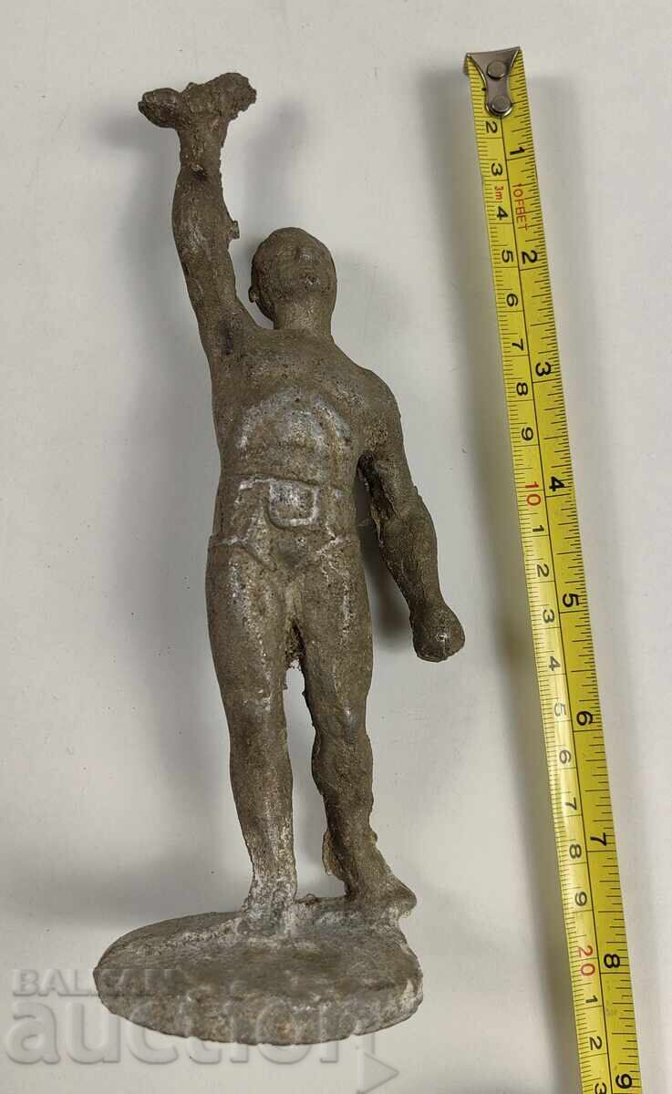 METAL CASTING FIGURINE ATHLETE SPORT STATUE - 5 METAL CASTING FIGURINE ATHLETE SPORT STATUE - 5