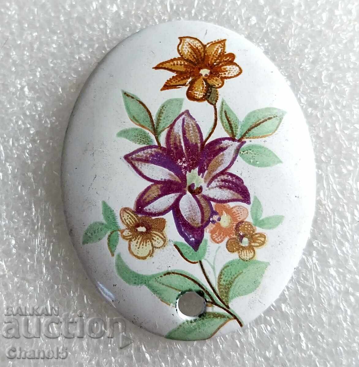 OLD ENAMELLED MEDALLION (901) with price 6.90 BGN | € 3.53 OLD ENAMELLED MEDALLION (901) with price 6.90 BGN | € 3.53