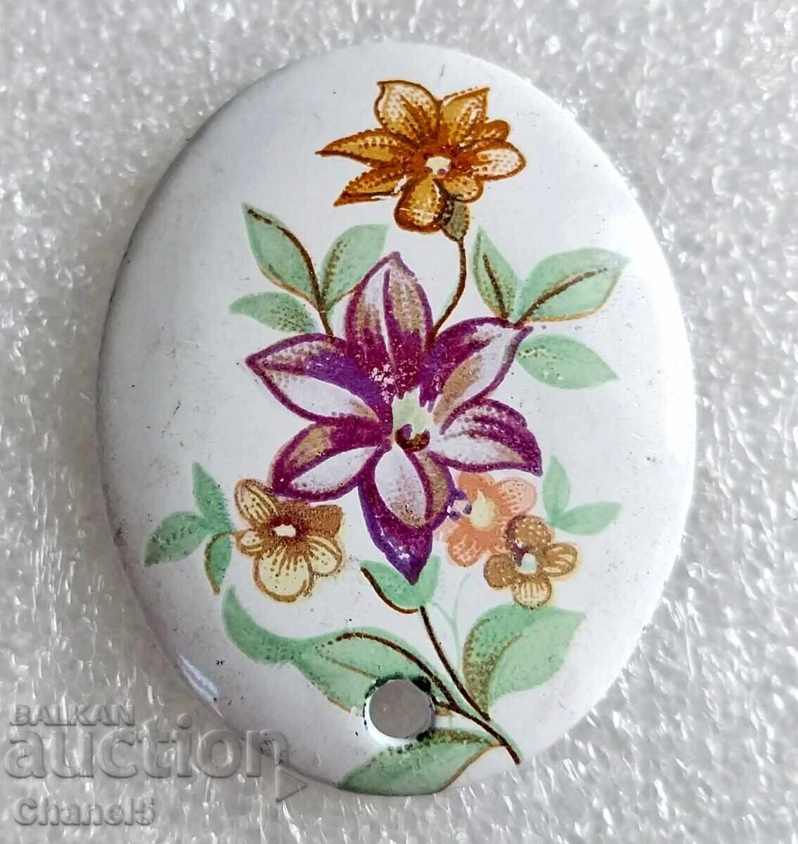 Auction OLD ENAMELLED MEDALLION (901) Auction OLD ENAMELLED MEDALLION (901)