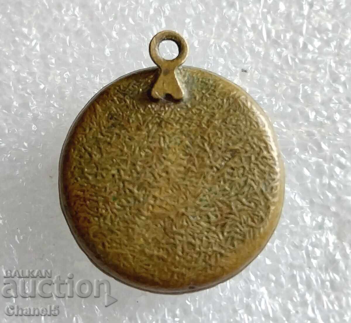 Auction OLD BRONZE MEDALLION, EMBELLISHED ROSE (901) Auction OLD BRONZE MEDALLION, EMBELLISHED ROSE (901)