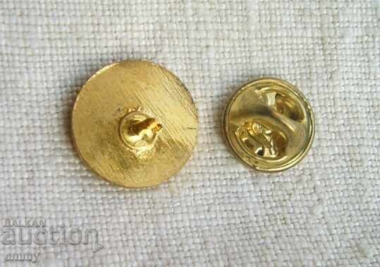 Σήμα ποδοσφαίρου - Κυπριακή Ποδοσφαιρική Ομοσπονδία με τιμή 5.00 BGN | € 2.56 Σήμα ποδοσφαίρου - Κυπριακή Ποδοσφαιρική Ομοσπονδία με τιμή 5.00 BGN | € 2.56