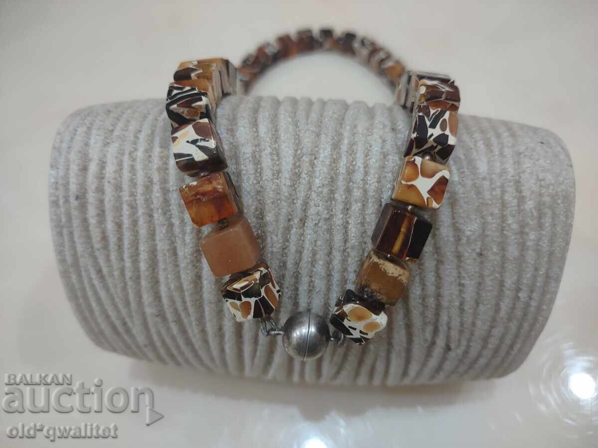 Magnificent designer ART amber necklace Amber, style with price 497.00 BGN | € 254.11 Magnificent designer ART amber necklace Amber, style with price 497.00 BGN | € 254.11