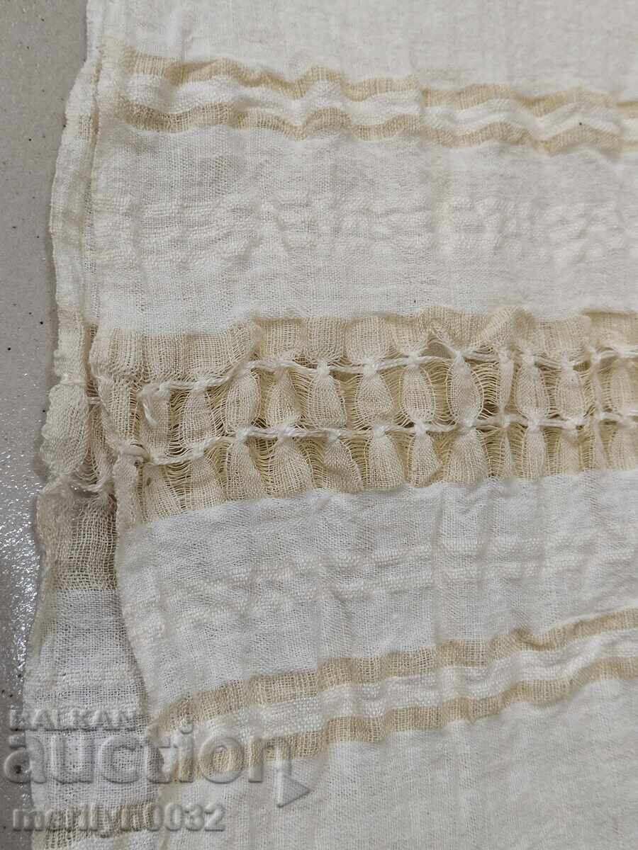 Pânză veche din dantelă Kennar țesătă manual cu preț 67.00 BGN | € 34.26 Pânză veche din dantelă Kennar țesătă manual cu preț 67.00 BGN | € 34.26