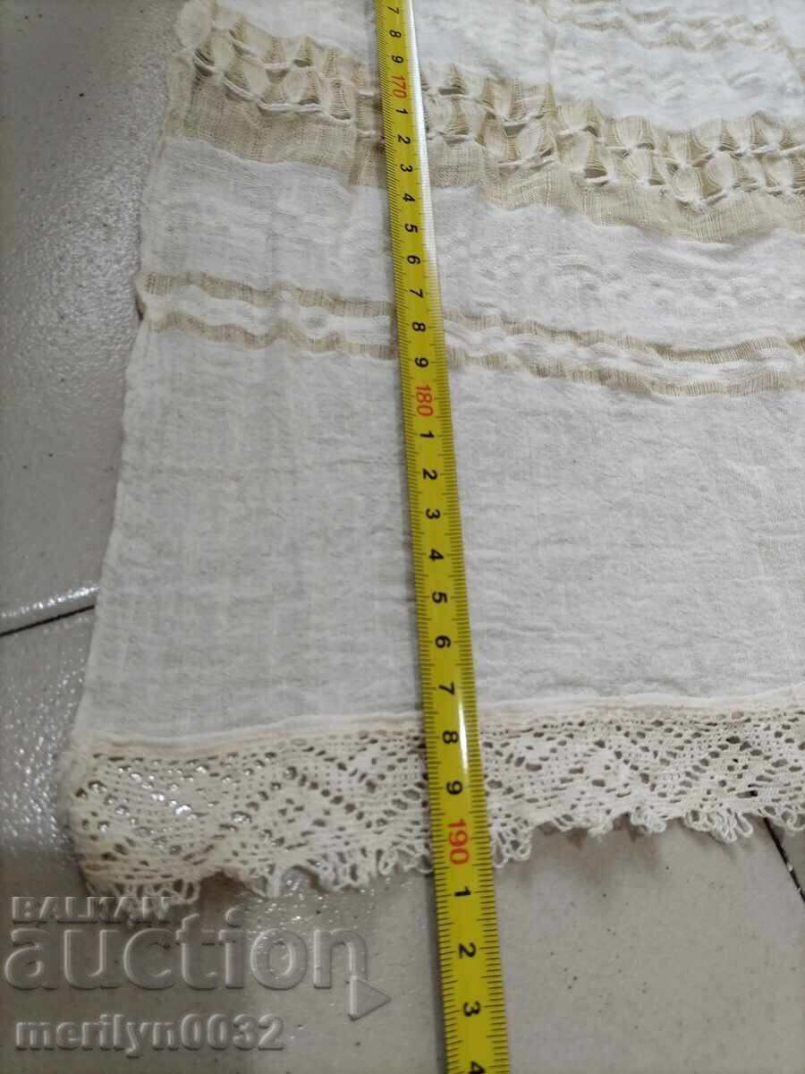 Livrarea Pânză veche din dantelă Kennar țesătă manual Livrarea Pânză veche din dantelă Kennar țesătă manual