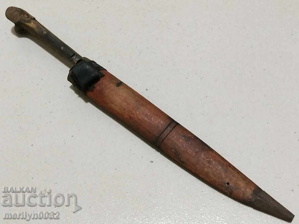 Old doodle with the scabbard of the smallest shepherd minion knife with price 196.00 BGN | € 100.21 Old doodle with the scabbard of the smallest shepherd minion knife with price 196.00 BGN | € 100.21