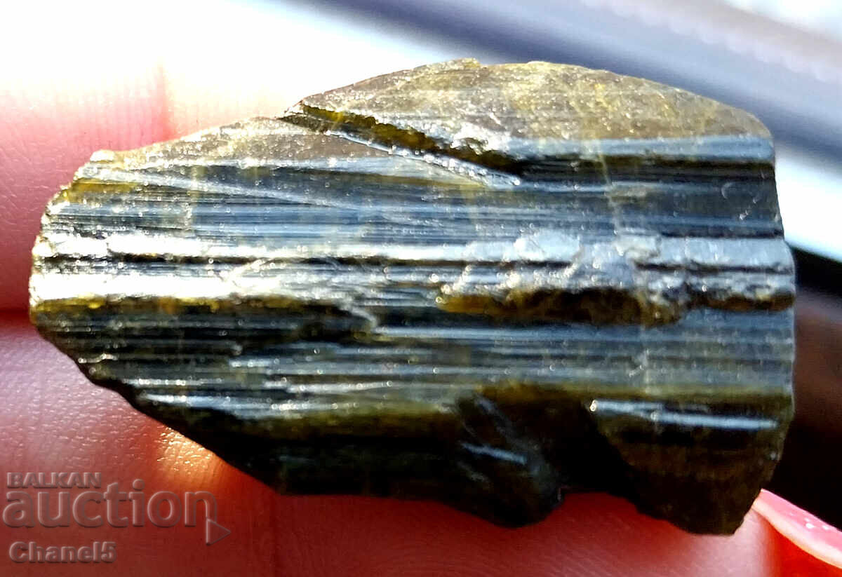 NATURAL GREEN TOURMALINE - NIGERIA - 62.55 carats - (689) - 5 NATURAL GREEN TOURMALINE - NIGERIA - 62.55 carats - (689) - 5