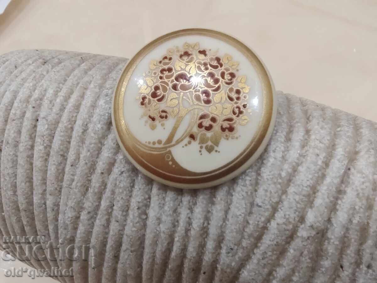 Auction Enamel brooch, beautiful, designer Austria, stamp Auction Enamel brooch, beautiful, designer Austria, stamp