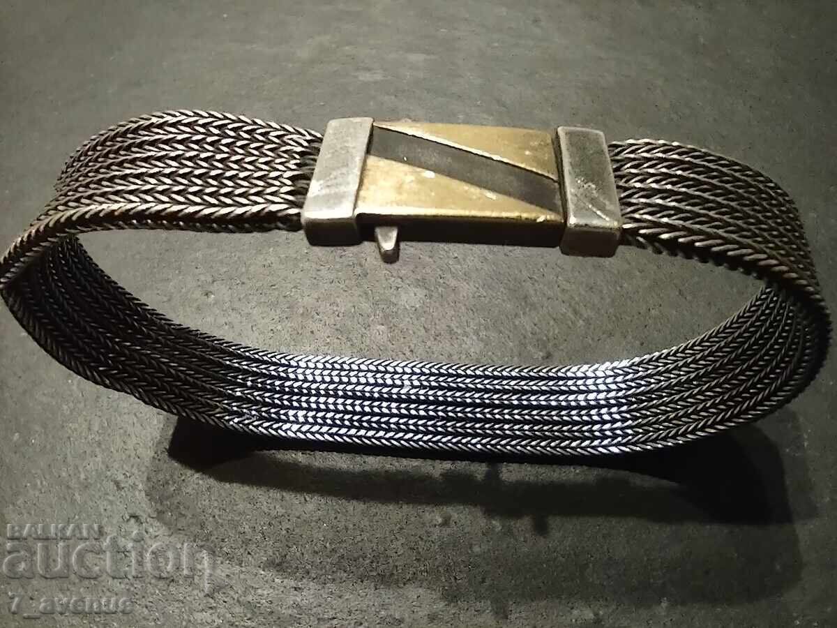 Silver hryvnia with gold, branded, hallmarks 18.01.2025 with price 500.00 BGN | € 255.65 Silver hryvnia with gold, branded, hallmarks 18.01.2025 with price 500.00 BGN | € 255.65