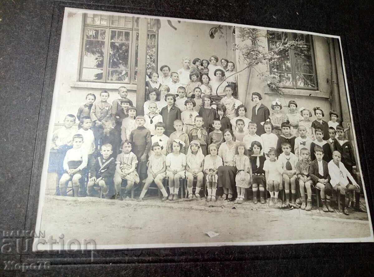 Δημοπρασία ΜΕΓΑΛΗ ΠΑΛΙΑ ΤΑΞΗ ΦΩΤΟΓΡΑΦΙΑ ΜΑΘΗΤΩΝ από το ΒΑΣΙΛΕΙΟ ΤΗΣ ΒΟΥΛΓΑΡΙΑΣ Δημοπρασία ΜΕΓΑΛΗ ΠΑΛΙΑ ΤΑΞΗ ΦΩΤΟΓΡΑΦΙΑ ΜΑΘΗΤΩΝ από το ΒΑΣΙΛΕΙΟ ΤΗΣ ΒΟΥΛΓΑΡΙΑΣ