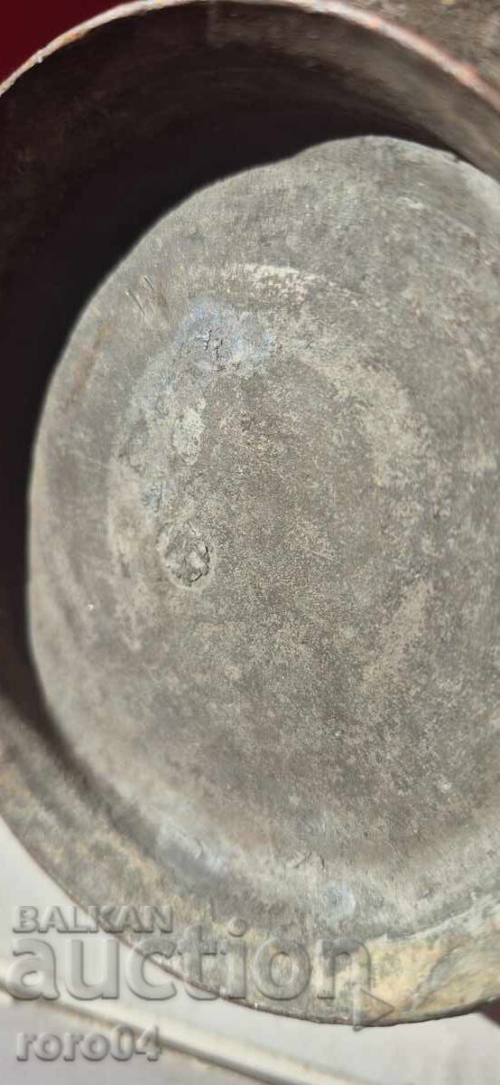 RENAISSANCE WINE JUG - 7