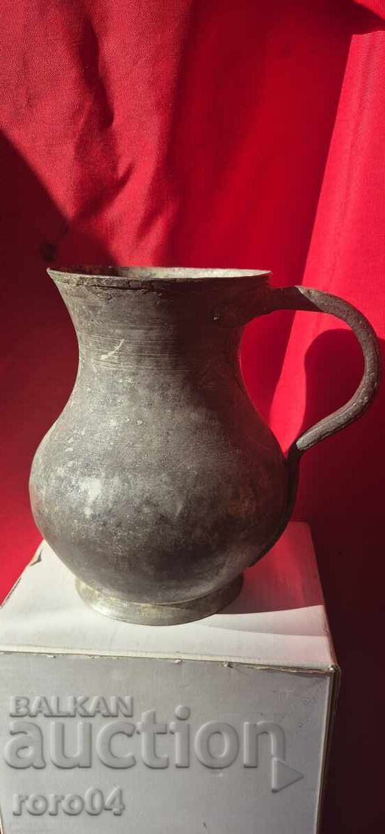 RENAISSANCE WINE JUG