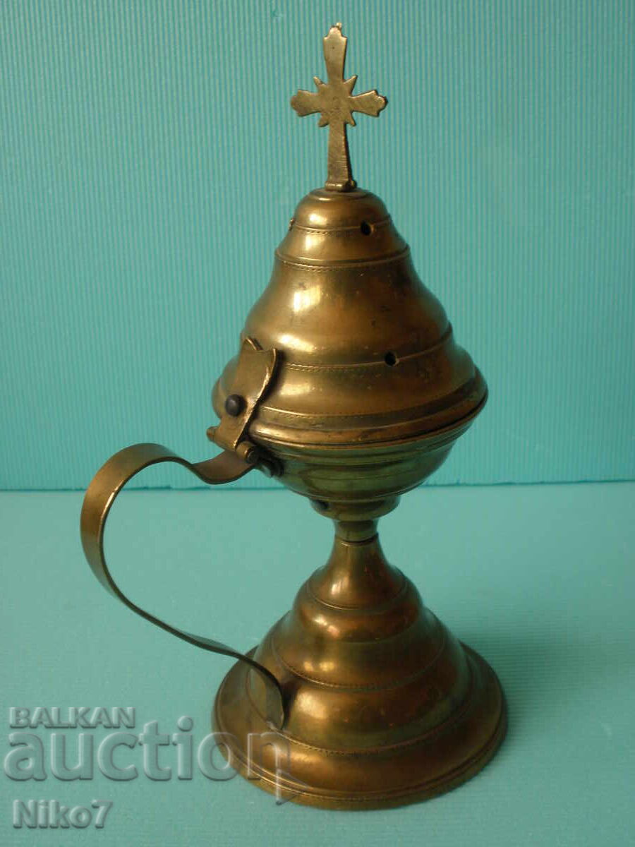 Auction Old, solid, brass, table lamp. Incense burner. Auction Old, solid, brass, table lamp. Incense burner.