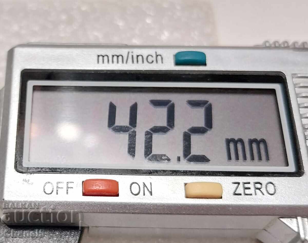 Auction DALMATIAN JASPER MEDALLION - (920) Auction DALMATIAN JASPER MEDALLION - (920)