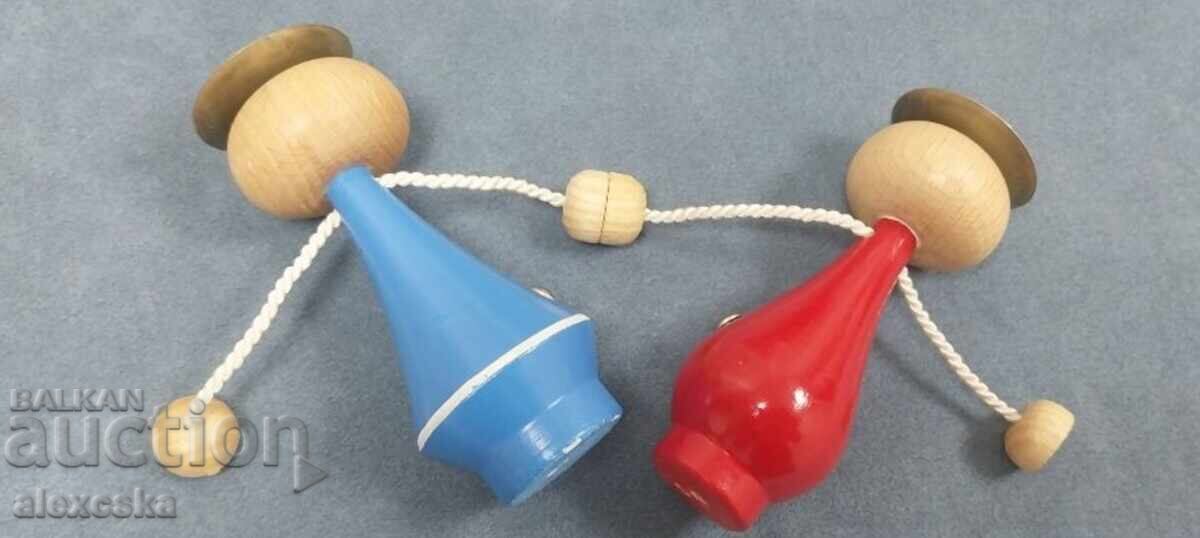 Auction A set of wooden candlesticks Auction A set of wooden candlesticks