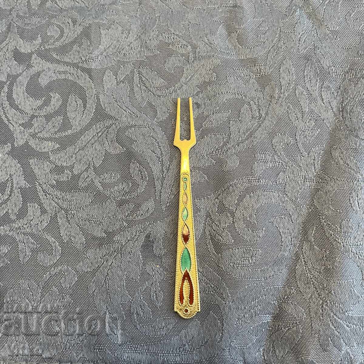 Russian silver fork with enamel and gilding, markings with price 29.00 BGN | € 14.83 Russian silver fork with enamel and gilding, markings with price 29.00 BGN | € 14.83