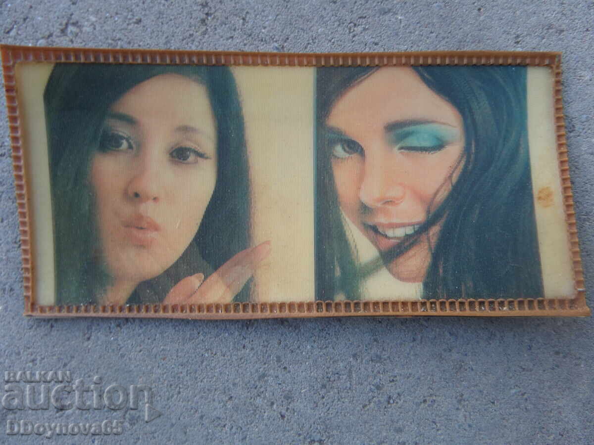 Παράδοση Πολλές ιαπωνικές στερεοφωνικές κάρτες, που «κλείνουν το μάτι».