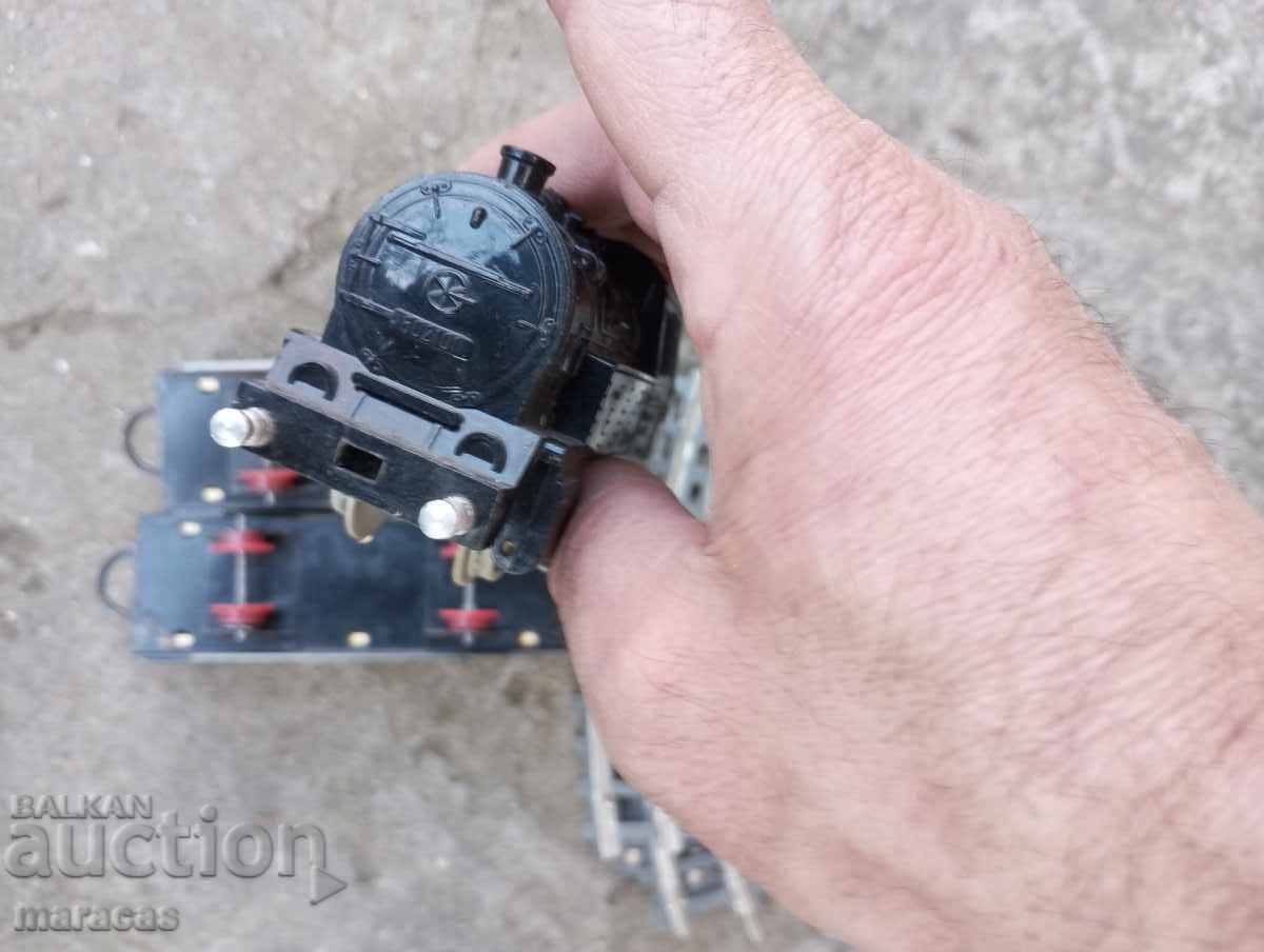 Auction  Old children's toys