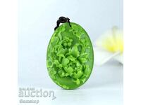 182.40 pcs natural jade flower pendant