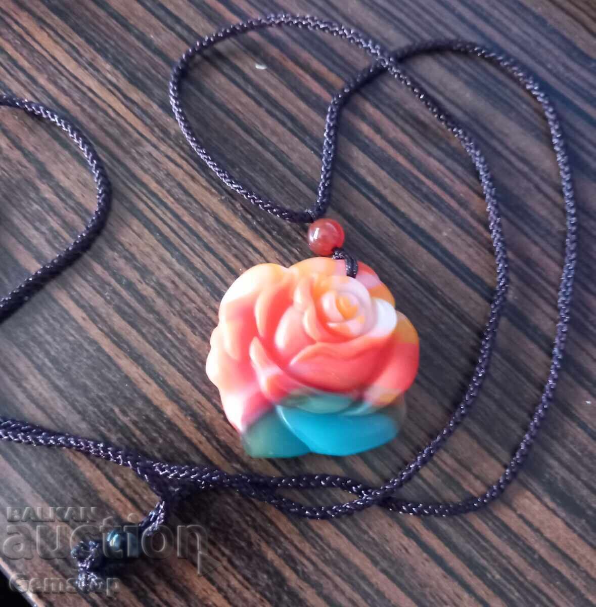 87.90 pcs natural jade rose pendant with price 59.90 BGN | € 30.63 87.90 pcs natural jade rose pendant with price 59.90 BGN | € 30.63