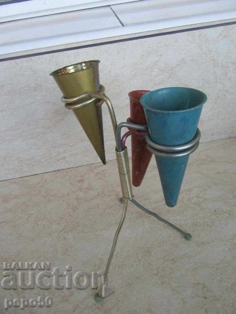 TRIPLE VASE FOR DRIED FLOWERS - EARLY SOC with price 3.00 BGN | € 1.53