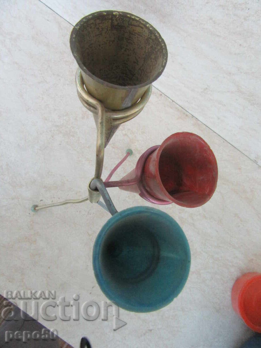 Auction  TRIPLE VASE FOR DRIED FLOWERS - EARLY SOC