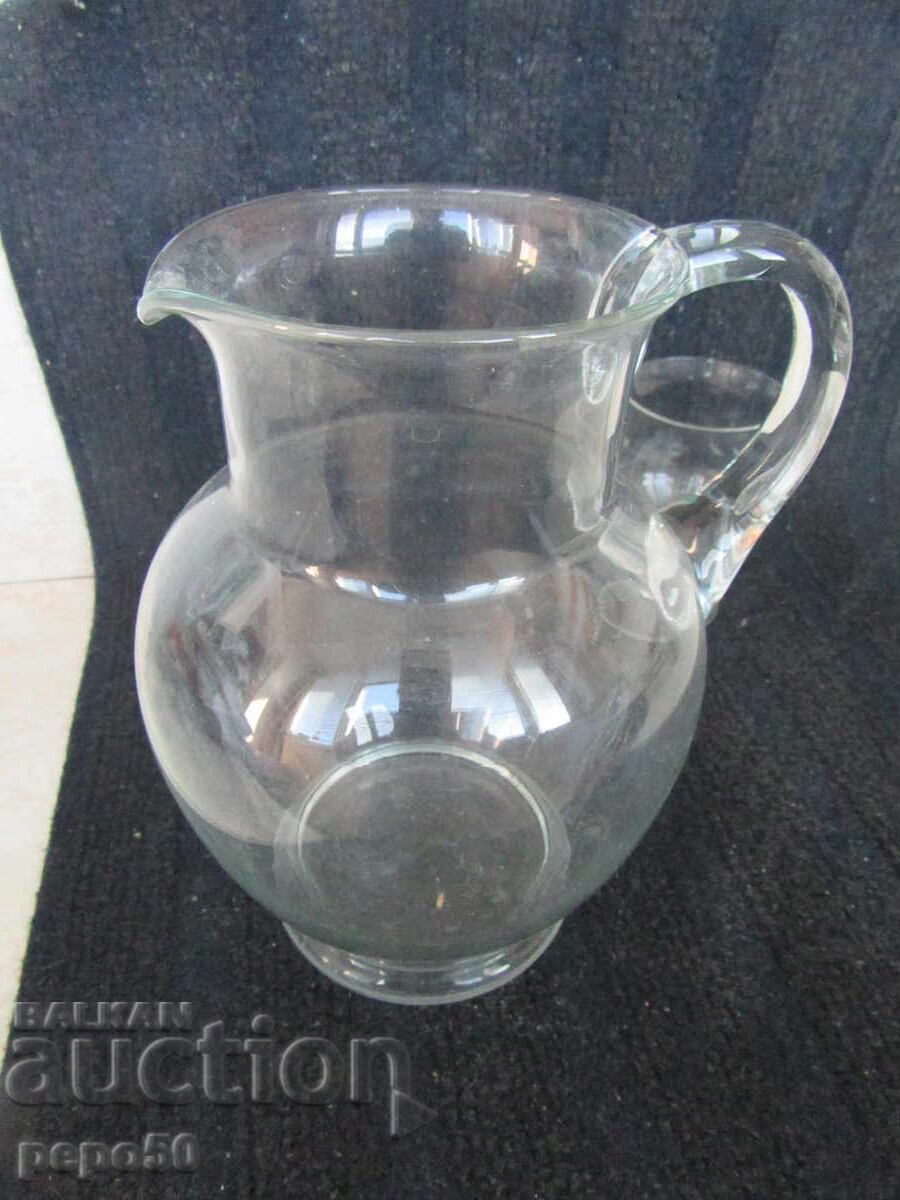 SERVICIU DE VIN INTERESANT - SOC - 5