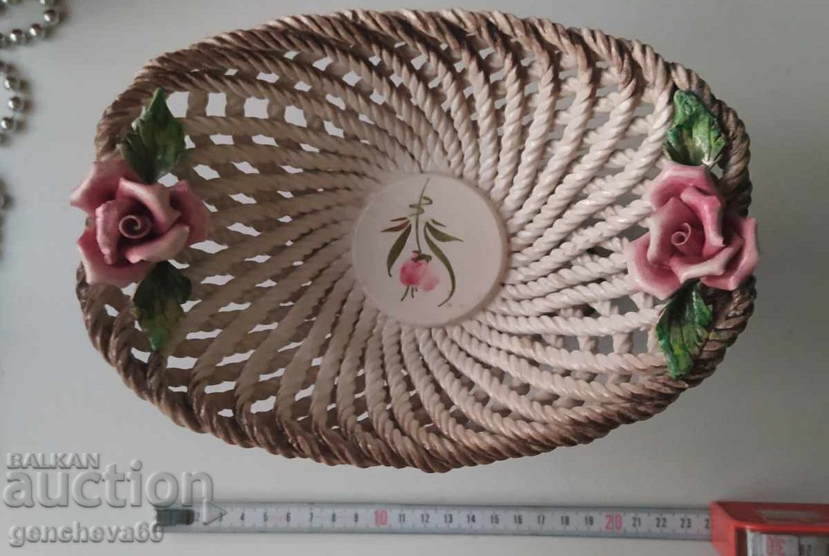 Delivery of BEAUTIFUL Retro Fruit Bowl BASSANO with stand Delivery of BEAUTIFUL Retro Fruit Bowl BASSANO with stand