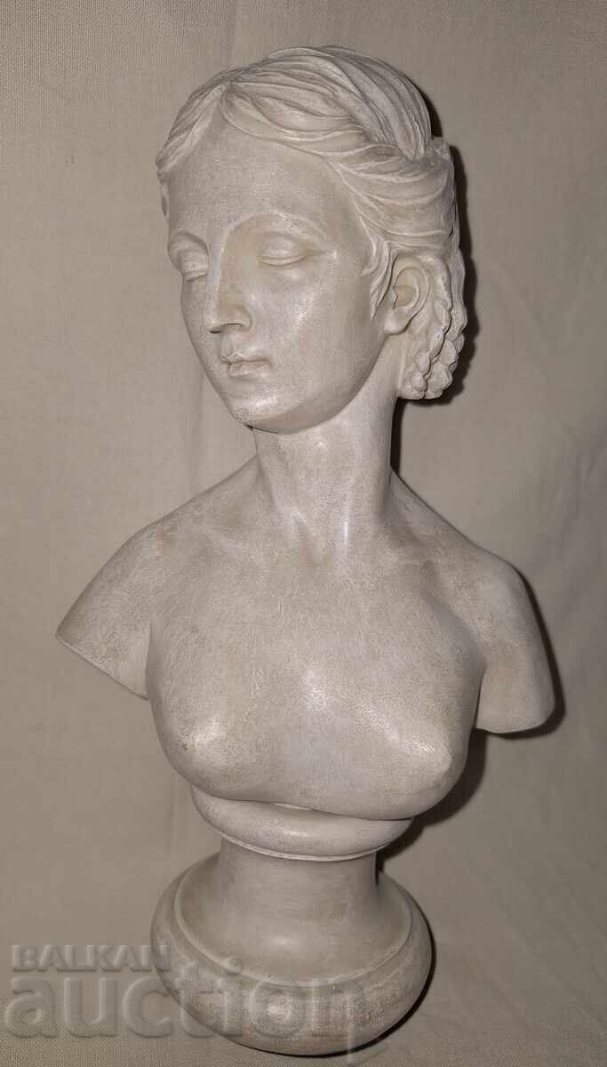 Delivery of Bust figure figurine Delivery of Bust figure figurine