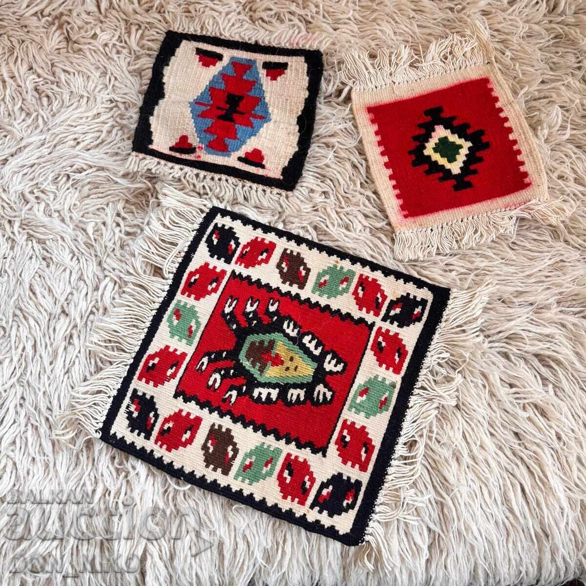 Covoare miniaturale de lana pentru decor cu preț 80.00 BGN | € 40.90