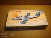 1/72 L-29 DELFIN MODEL RETRO AVION