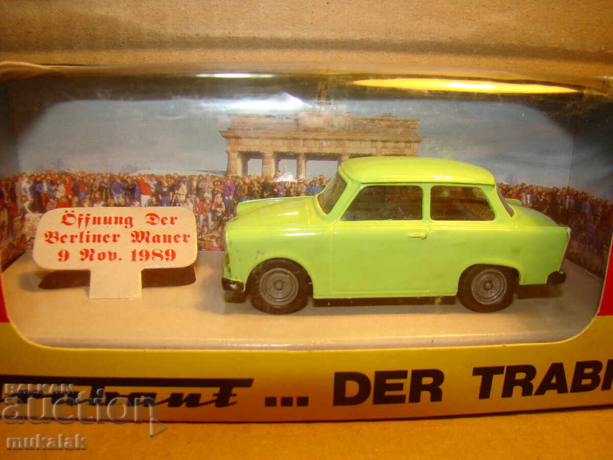 1:43 VITESSE TRABANT TRABANT CAR TOY MODEL with price 30.00 BGN | € 15.34 1:43 VITESSE TRABANT TRABANT CAR TOY MODEL with price 30.00 BGN | € 15.34