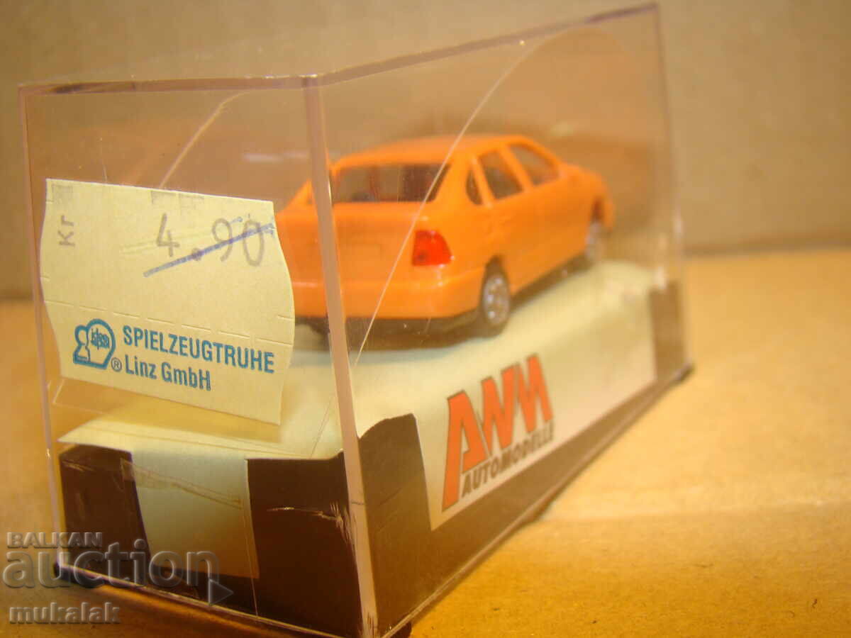 Auction AMW H0 1/87 VW POLO MODEL STROLLER TOY Auction AMW H0 1/87 VW POLO MODEL STROLLER TOY