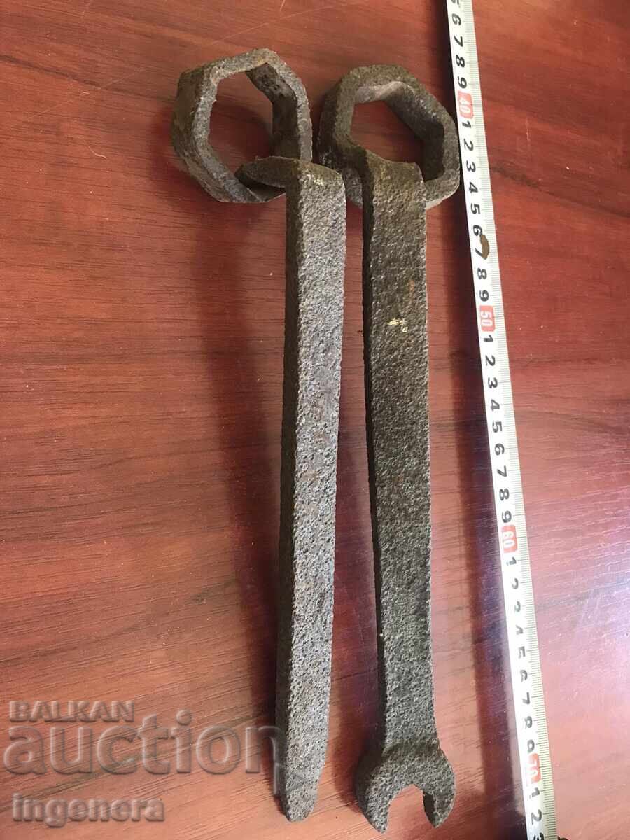 ANTIQUE WRENCH - 2 PCS. FOR COLLECTION with price 12.00 BGN | € 6.14 ANTIQUE WRENCH - 2 PCS. FOR COLLECTION with price 12.00 BGN | € 6.14