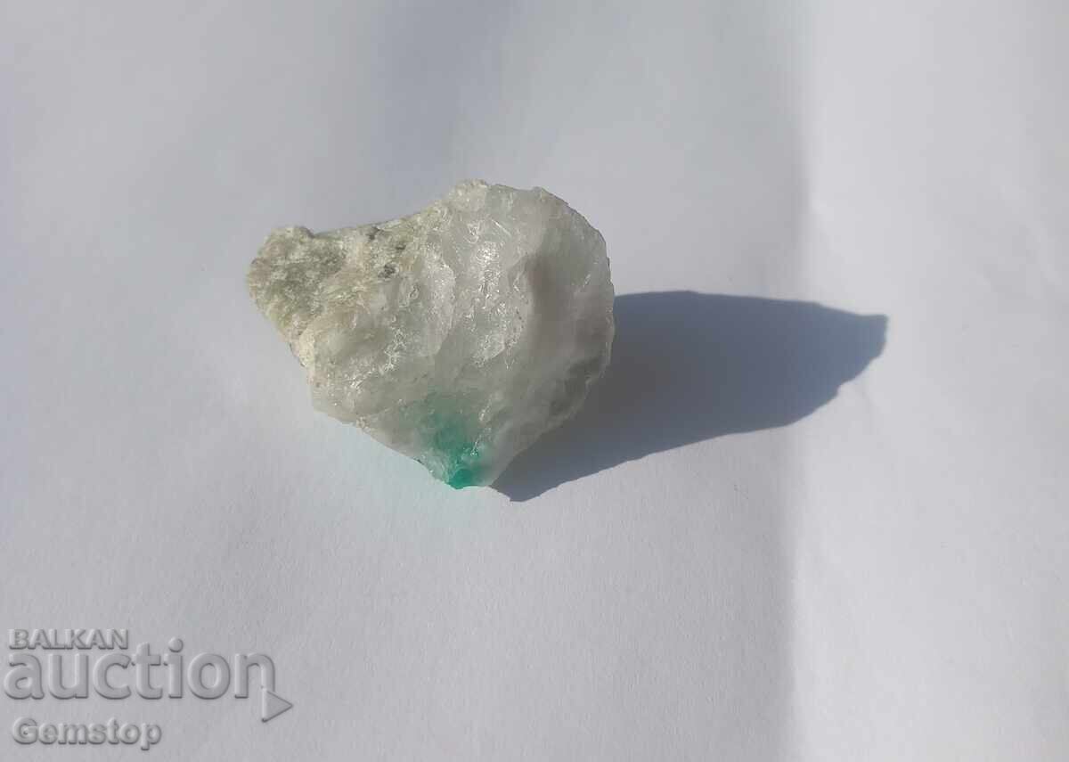 143.05 carats of natural raw emerald with price 280.00 BGN | € 143.16